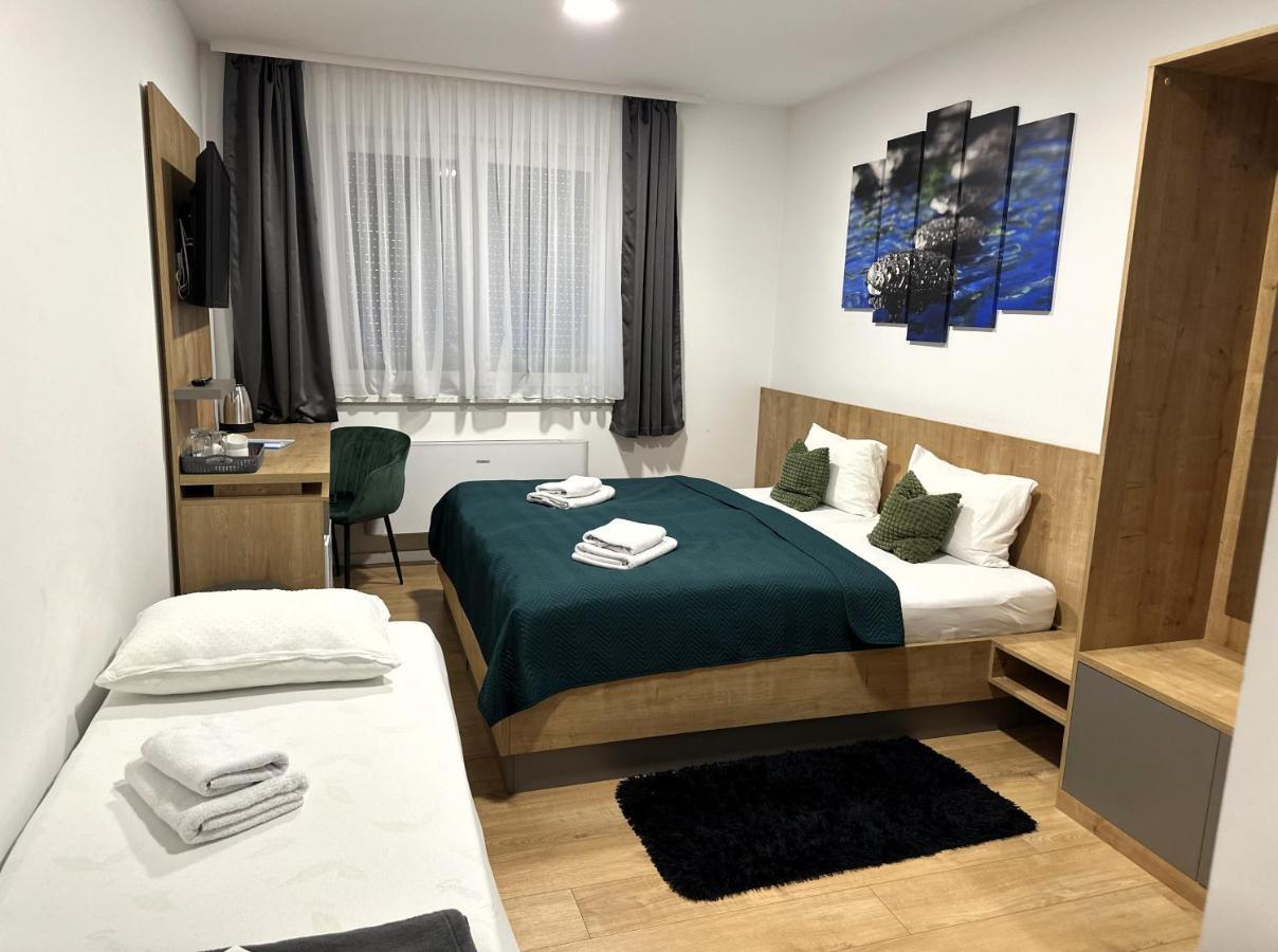 Rooms Славонски брод Екстериор снимка