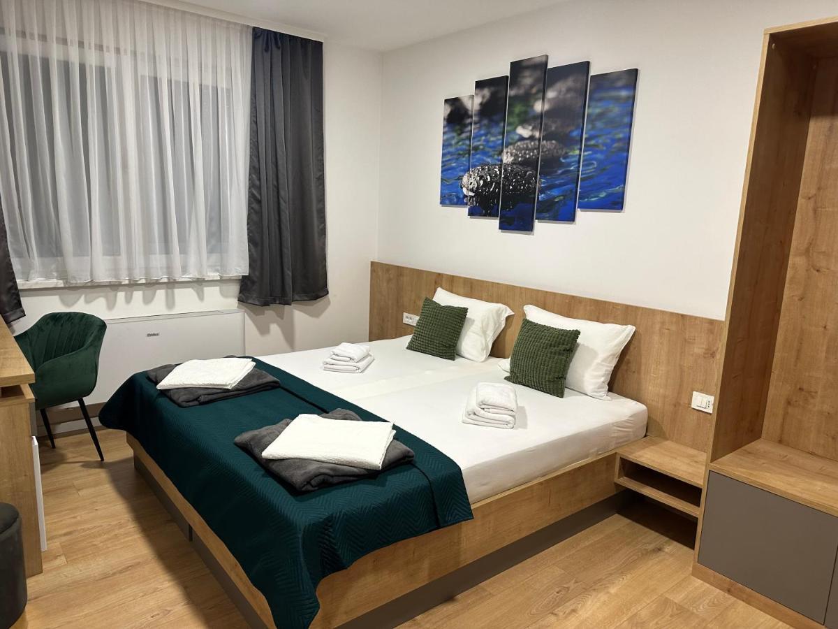 Rooms Славонски брод Екстериор снимка