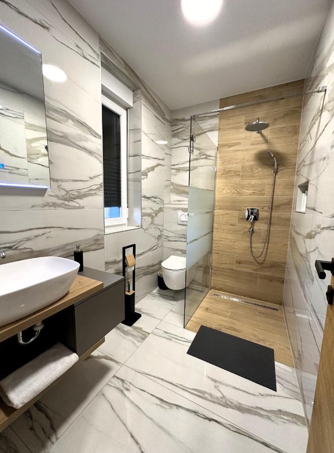 Rooms Славонски брод Екстериор снимка