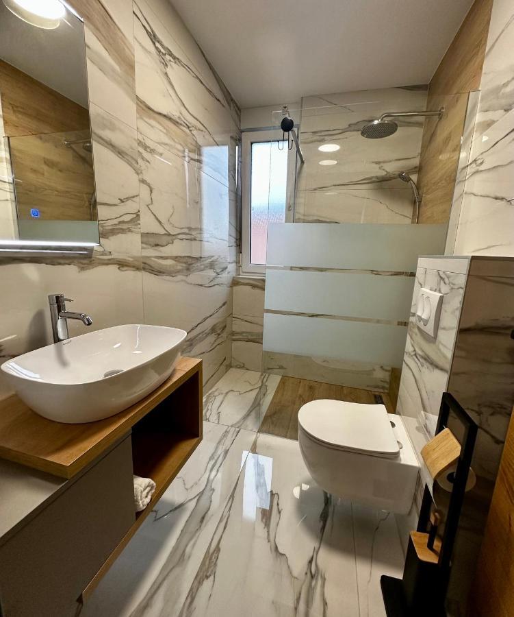 Rooms Славонски брод Екстериор снимка